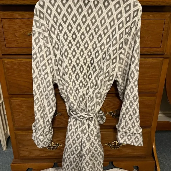 Gray Geometric Patterned Women's Robe - Picture 5 of 7